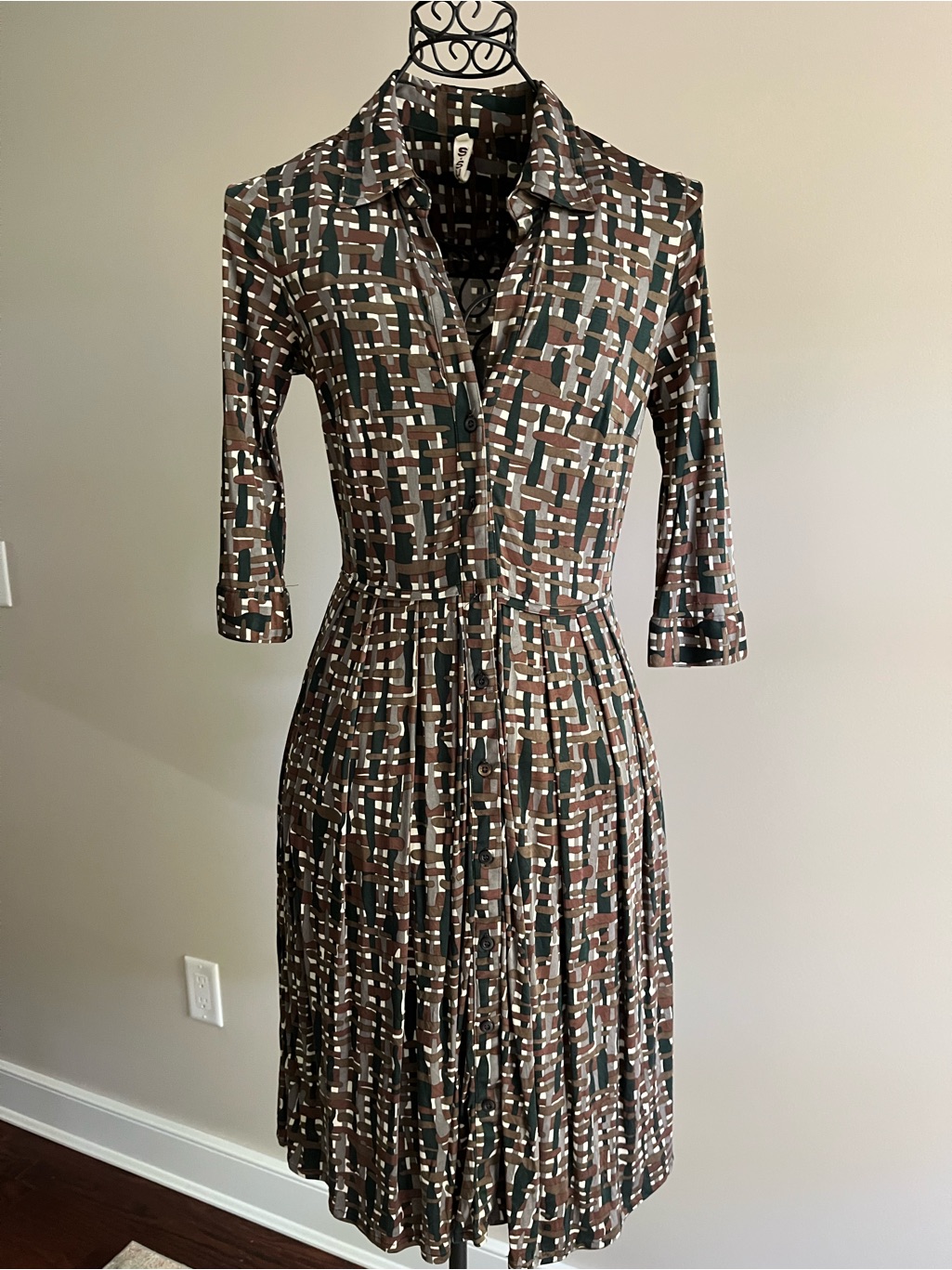 S Sung Silk Button-Front Geometric Print Dress In Brown, Green & White Medium
